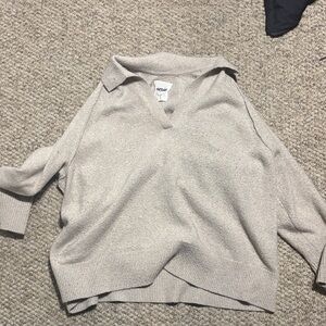 Aerie V-Neck Sweater in Light Beige